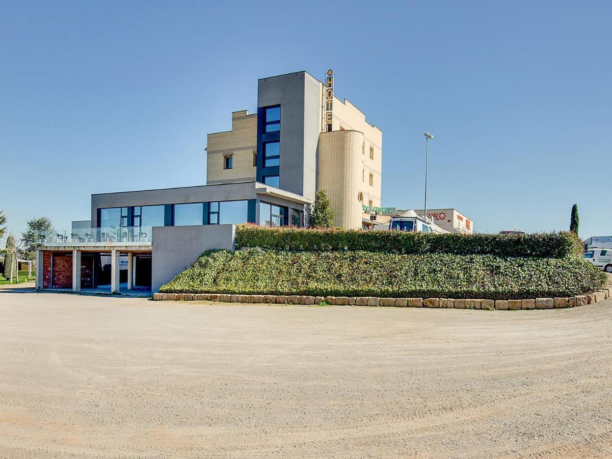 Hotel Restaurante Blanc I Negre 2 Agramunt Eksteriør billede