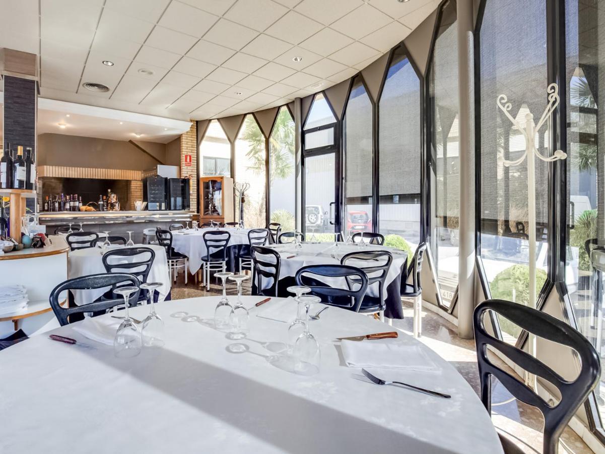 Hotel Restaurante Blanc I Negre 2 Agramunt Eksteriør billede